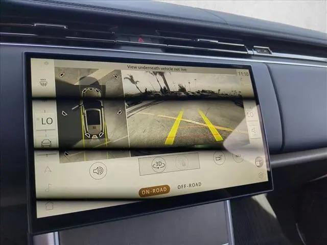 2026 Land Rover Range Rover P615 SV