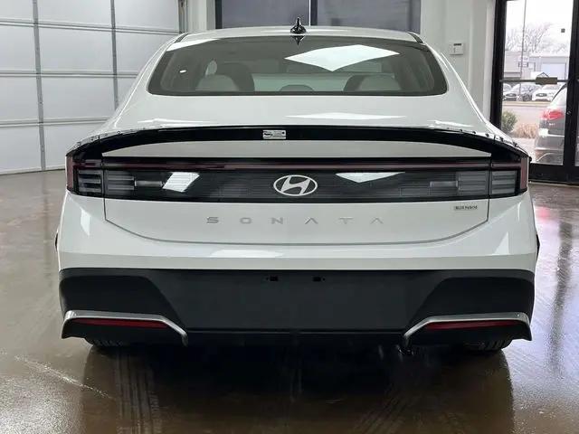 2026 Hyundai Sonata Hybrid Blue