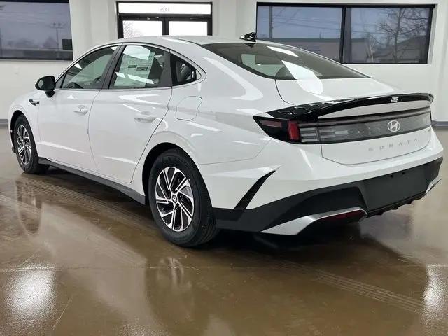2026 Hyundai Sonata Hybrid Blue
