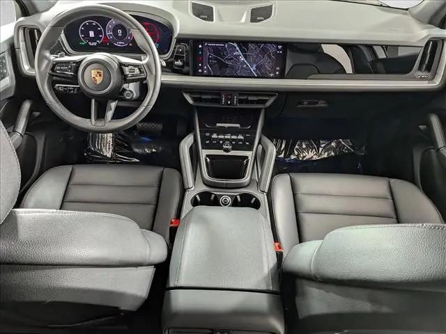 2025 Porsche Cayenne Cayenne