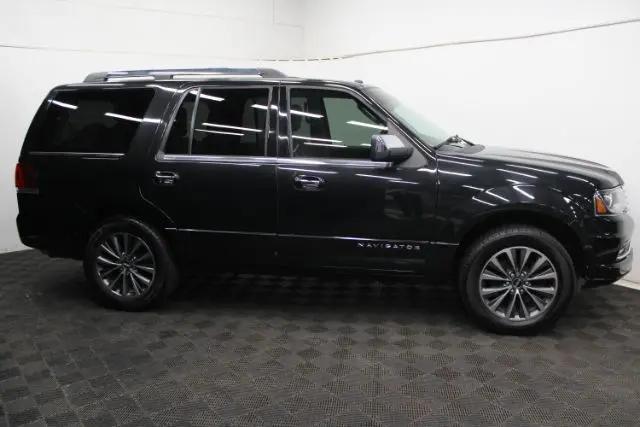 2015 Lincoln Navigator Standard