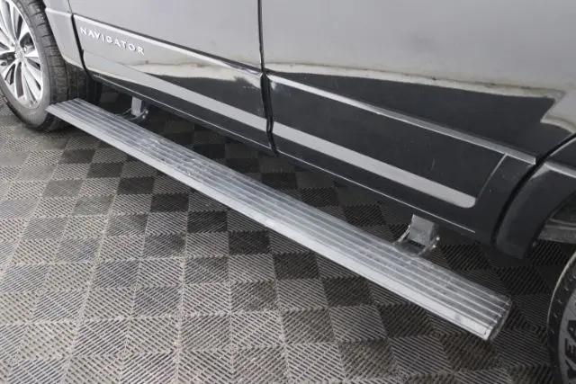2015 Lincoln Navigator Standard
