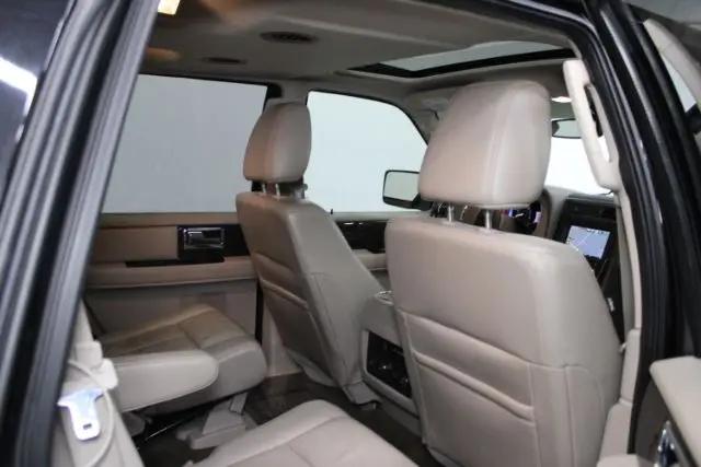 2015 Lincoln Navigator Standard