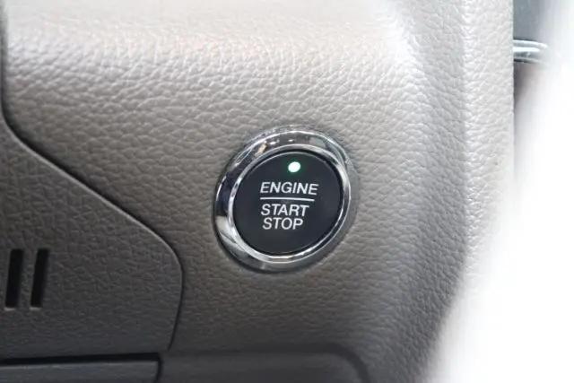 2015 Lincoln Navigator Standard