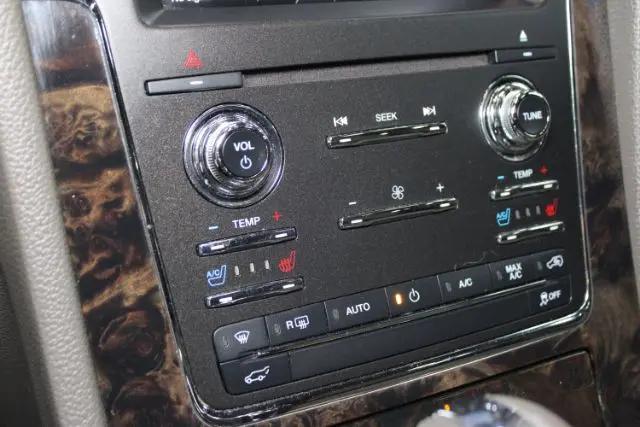 2015 Lincoln Navigator Standard