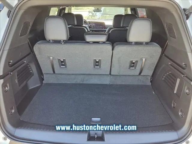 2026 Chevrolet Traverse FWD LT