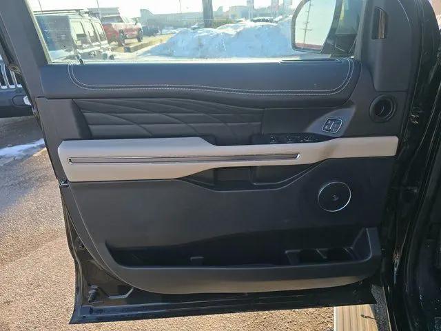 2023 Ford Expedition Platinum MAX