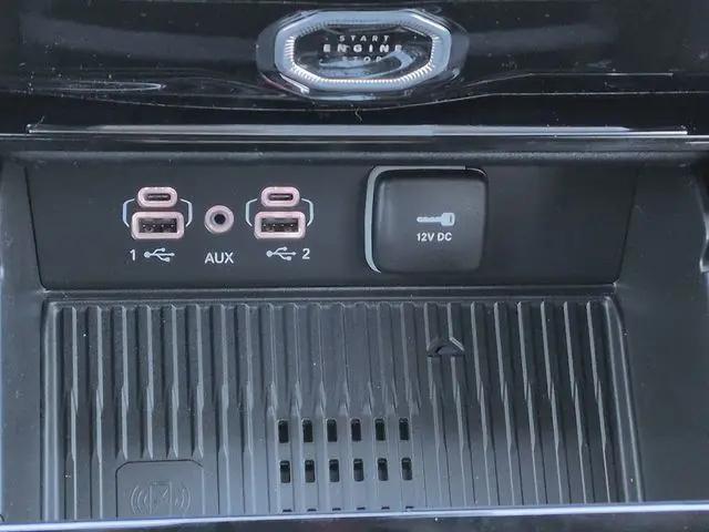 2026 Jeep Grand Cherokee Altitude 4x2