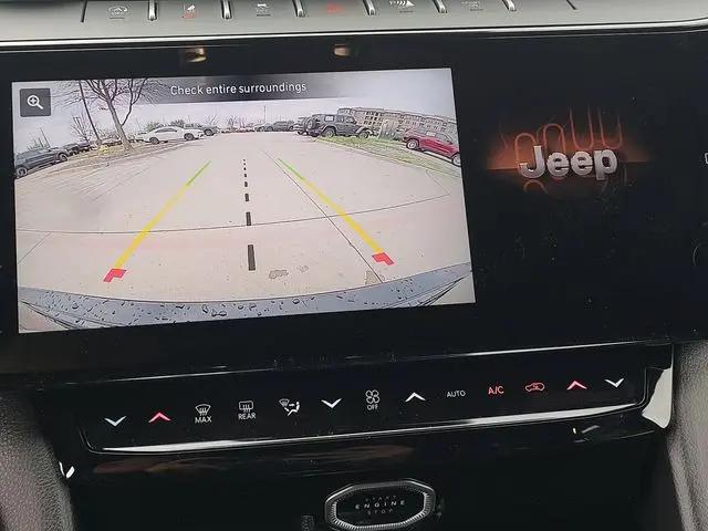 2026 Jeep Grand Cherokee Altitude 4x2