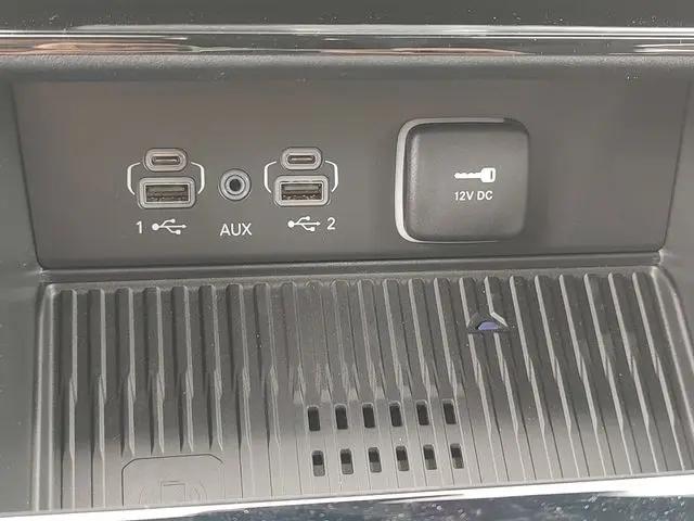 2026 Jeep Grand Cherokee Altitude 4x2