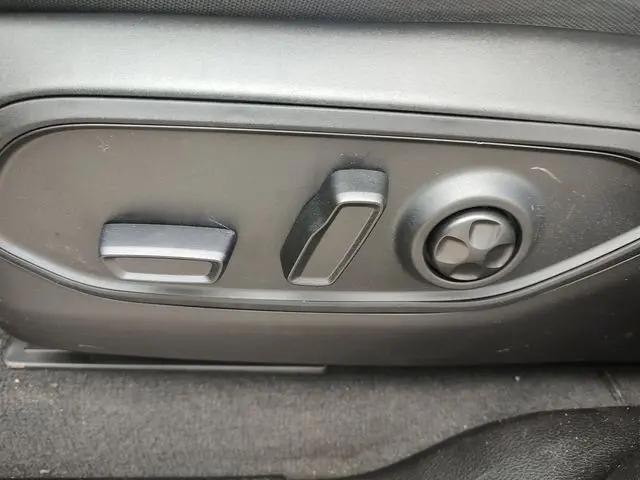 2026 Jeep Grand Cherokee Altitude 4x2
