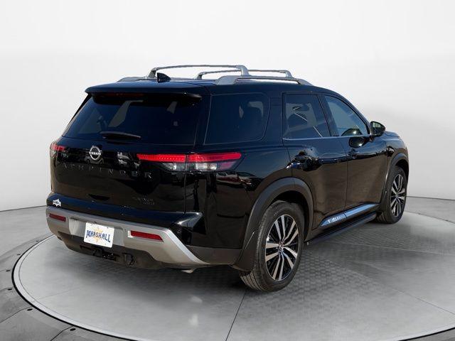 2024 Nissan Pathfinder Platinum 4WD