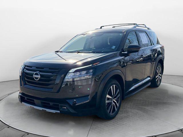 2024 Nissan Pathfinder Platinum 4WD