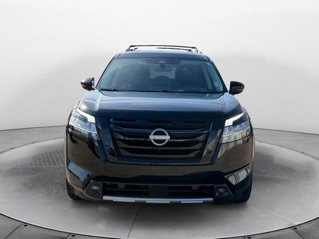 2024 Nissan Pathfinder Platinum 4WD