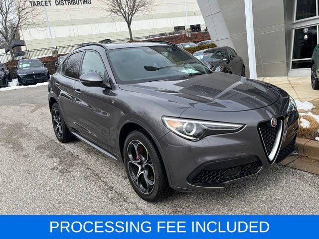 2023 Alfa Romeo Stelvio Ti AWD 2023 Alfa Romeo Stelvio Ti AWD