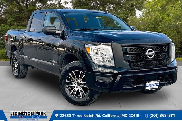 2021 Nissan TITAN Crew Cab S 4x4 2021 Nissan TITAN Crew Cab S 4x4