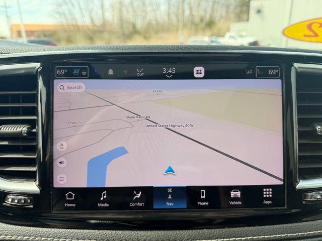 2022 Chrysler Pacifica Limited AWD
