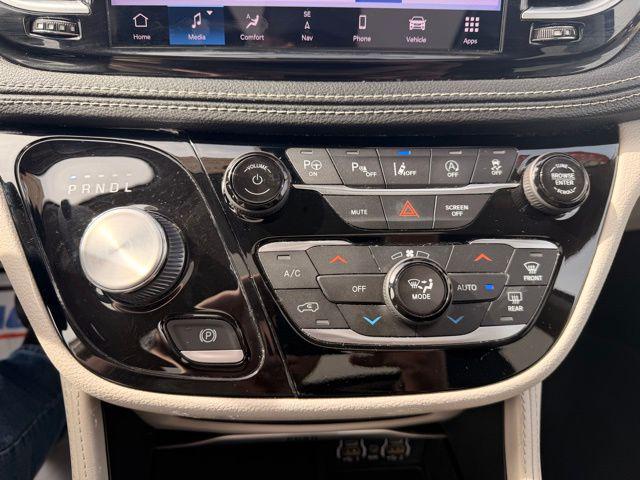 2022 Chrysler Pacifica Limited AWD