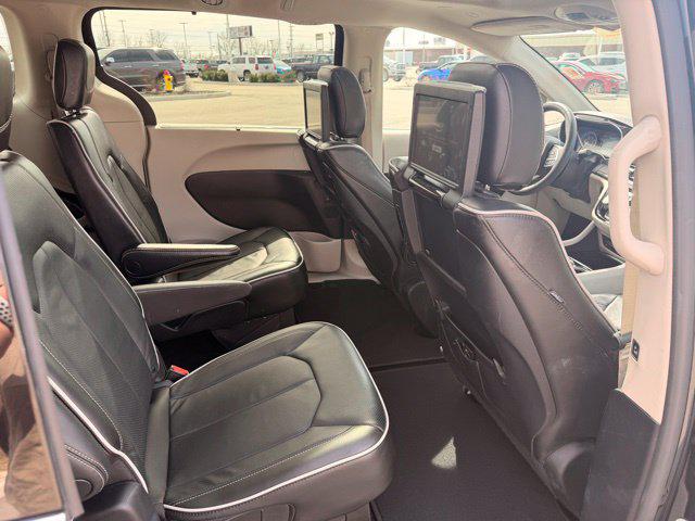 2022 Chrysler Pacifica Limited