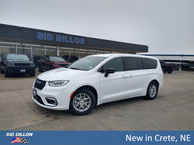 2026 Chrysler Pacifica Select for sale in Crete, NE
