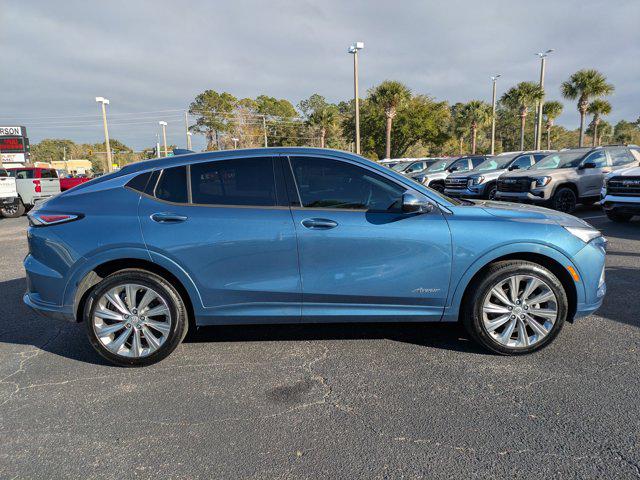 2024 Buick NV Avenir FWD