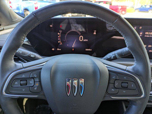 2024 Buick NV Avenir FWD
