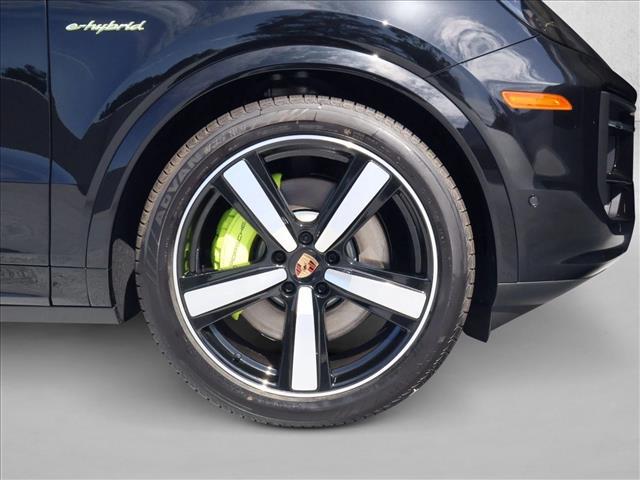 2026 Porsche Cayenne E-Hybrid