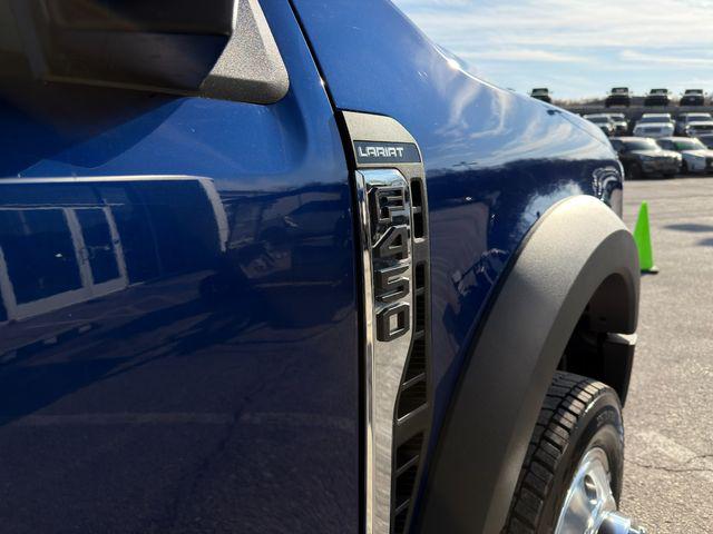 2026 Ford F-450 Lariat 4X4 Cab & Chassis