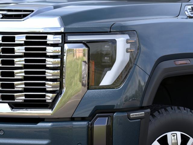 2026 GMC Sierra 2500HD Crew Cab, Standard Bed, Denali, 4WD