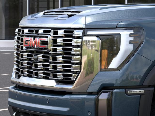 2026 GMC Sierra 2500HD Crew Cab, Standard Bed, Denali, 4WD