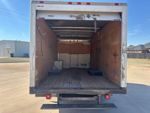 2004 Chevrolet Express Cutaway Base w/C7L/C7N