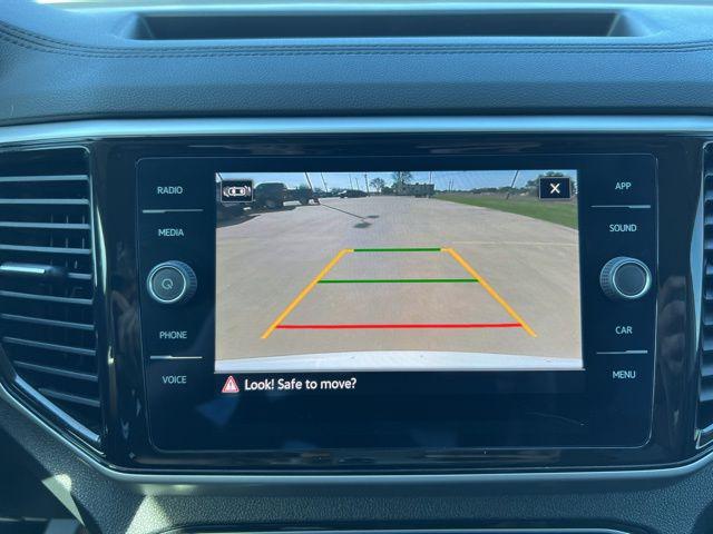 2022 Volkswagen Atlas 2.0T SE w/Technology