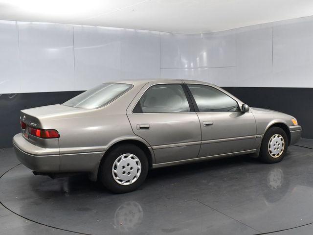 1997 Toyota Camry LE