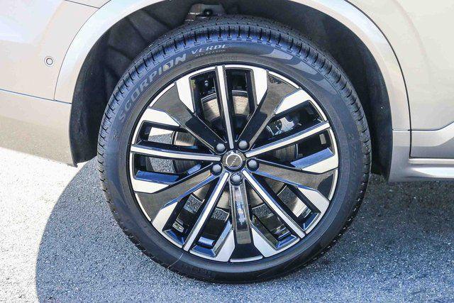 2026 Volvo XC90 Plug-In Hybrid Plus, T8 AWD, Electric/Gasoline, Bright, 7 Seats