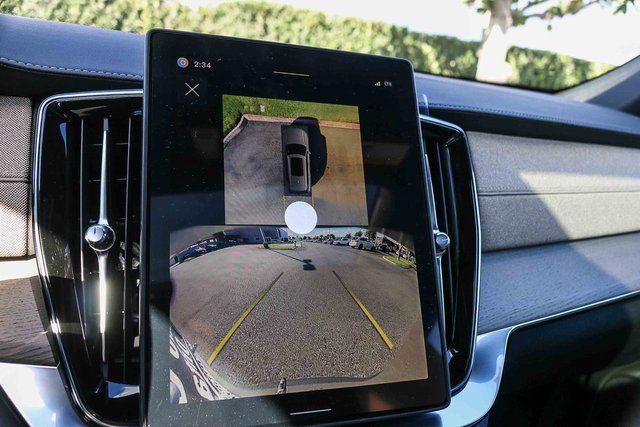 2026 Volvo XC90 Plug-In Hybrid Plus, T8 AWD, Electric/Gasoline, Bright, 7 Seats