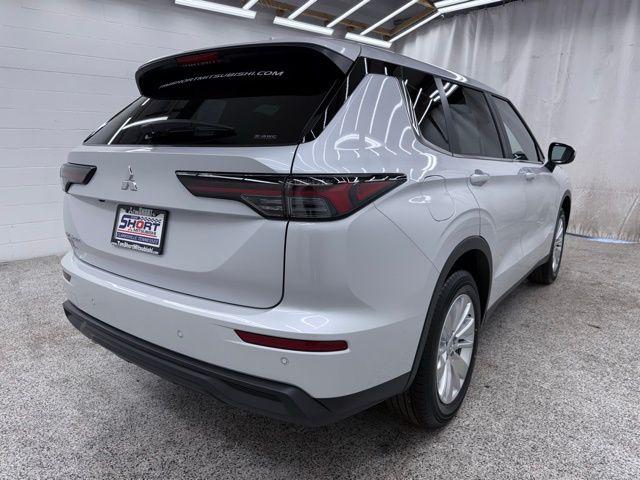 2026 Mitsubishi Outlander ES 1.5T S-AWC