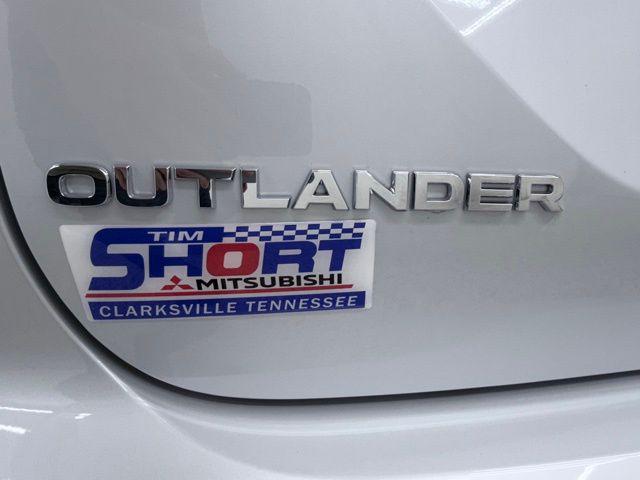 2026 Mitsubishi Outlander ES 1.5T S-AWC
