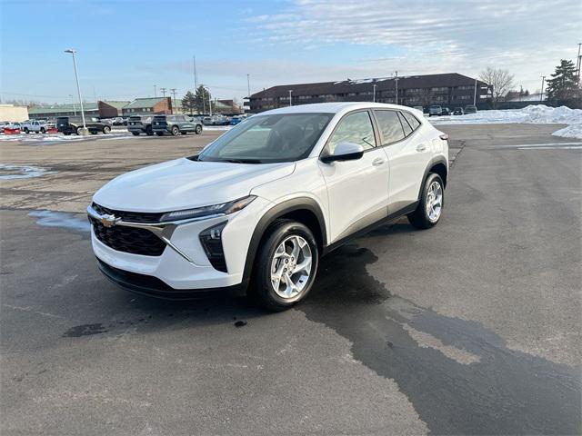 2025 Chevrolet Trax FWD LS