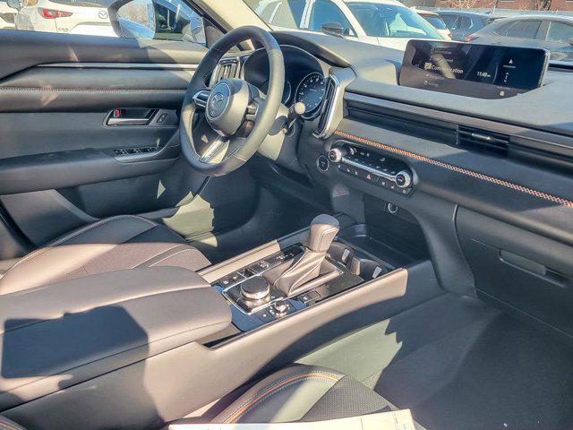 2026 Mazda CX-50 Hybrid Premium Plus
