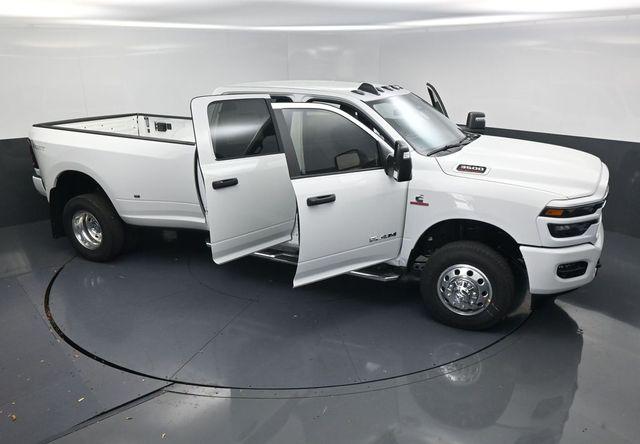 2026 Ram 3500 Lone Star Crew Cab 4x4 8' Box