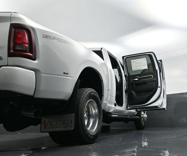 2026 Ram 3500 Lone Star Crew Cab 4x4 8' Box