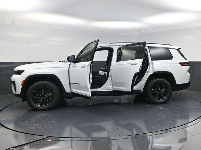 2026 Jeep Grand Cherokee L Altitude 4x4