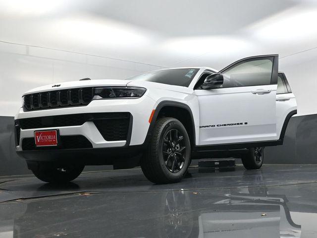 2026 Jeep Grand Cherokee L Altitude 4x4