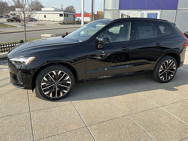 2026 Volvo XC60 Plug-In Hybrid Ultra, T8 AWD Electric/Gasoline, Dark