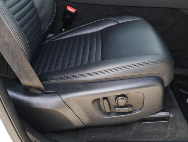 2025 Land Rover Discovery Sport S