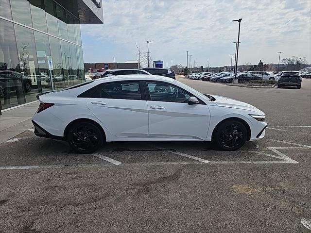 2026 Hyundai Elantra Hybrid SEL Sport