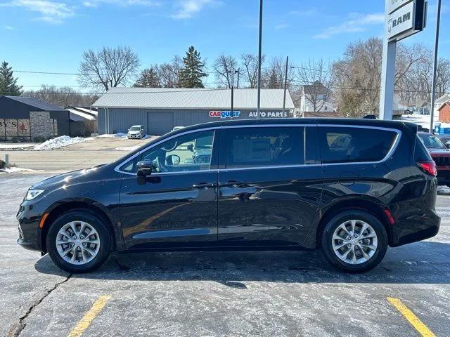 2026 Chrysler Pacifica Limited AWD