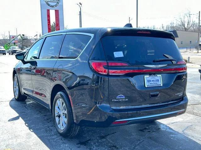 2026 Chrysler Pacifica Limited AWD