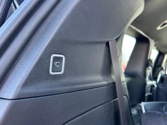 2026 Chrysler Pacifica Limited AWD