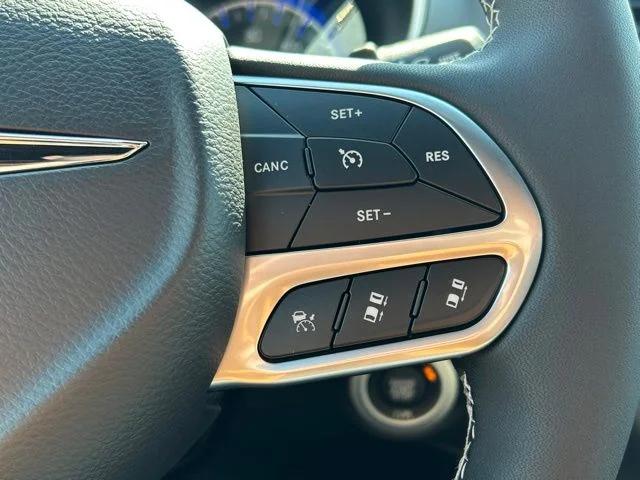 2026 Chrysler Pacifica Limited AWD